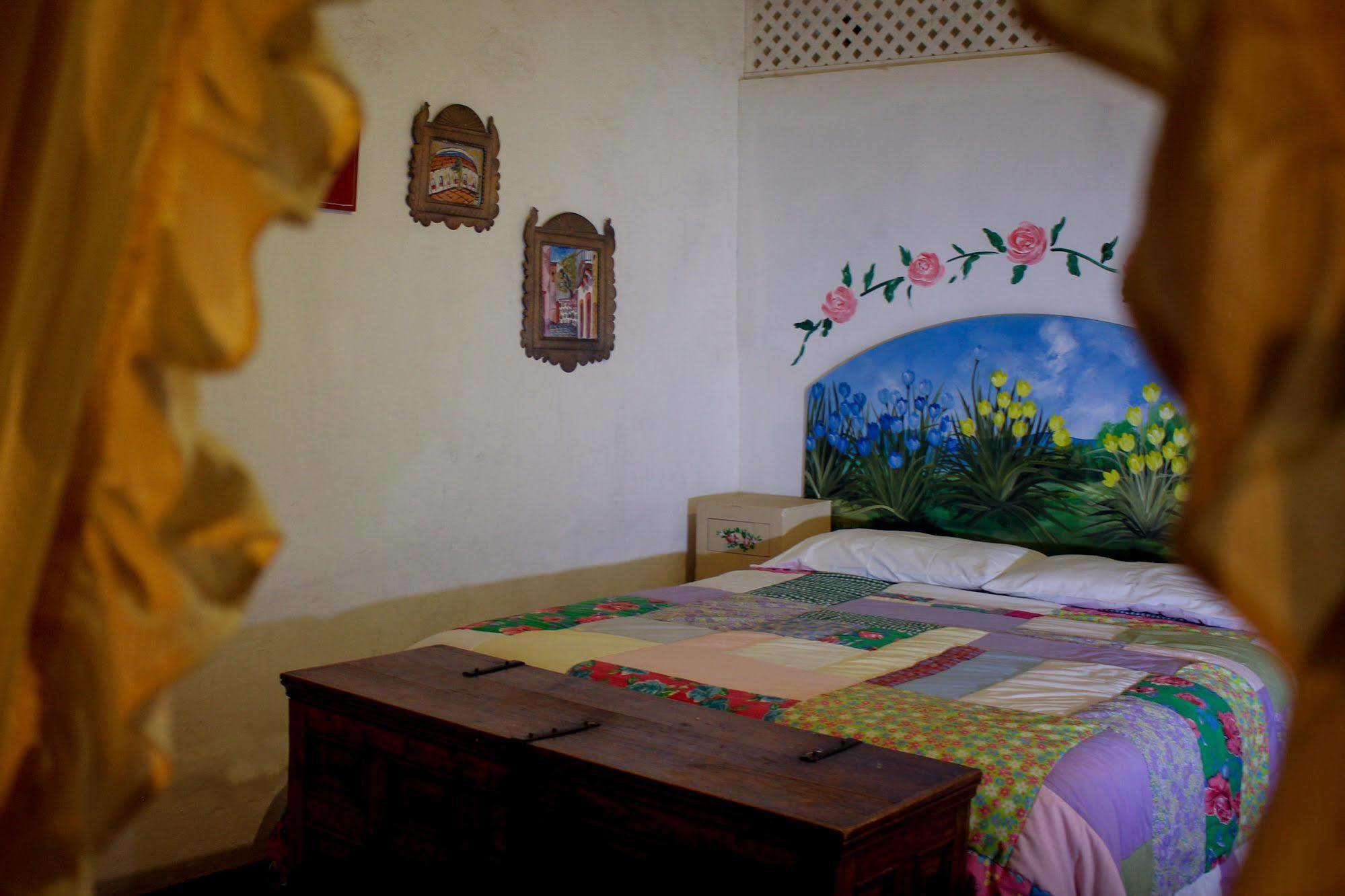 Hotel Casa Del Misionero San Miguel de Allende Ngoại thất bức ảnh