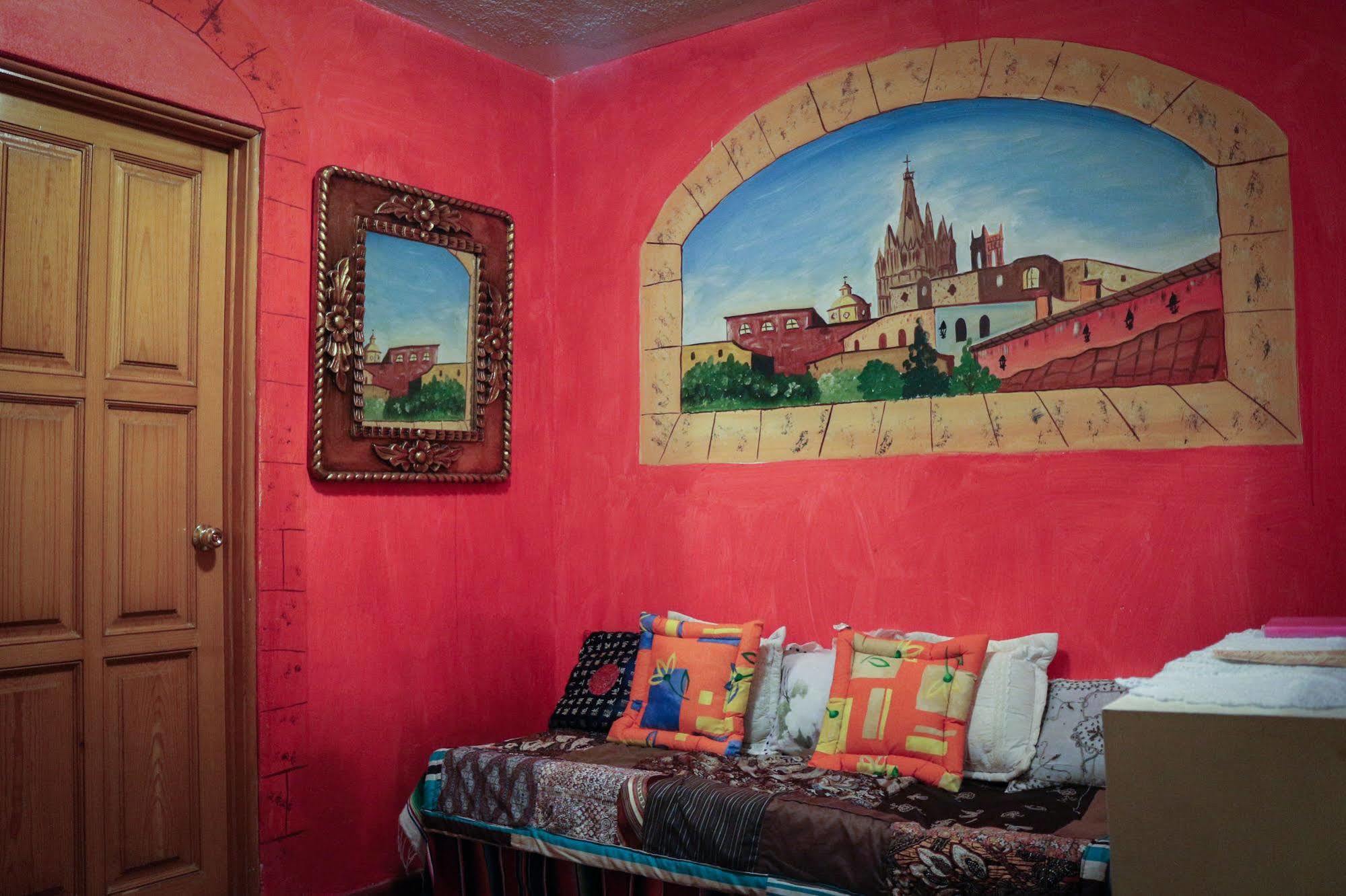 Hotel Casa Del Misionero San Miguel de Allende Ngoại thất bức ảnh