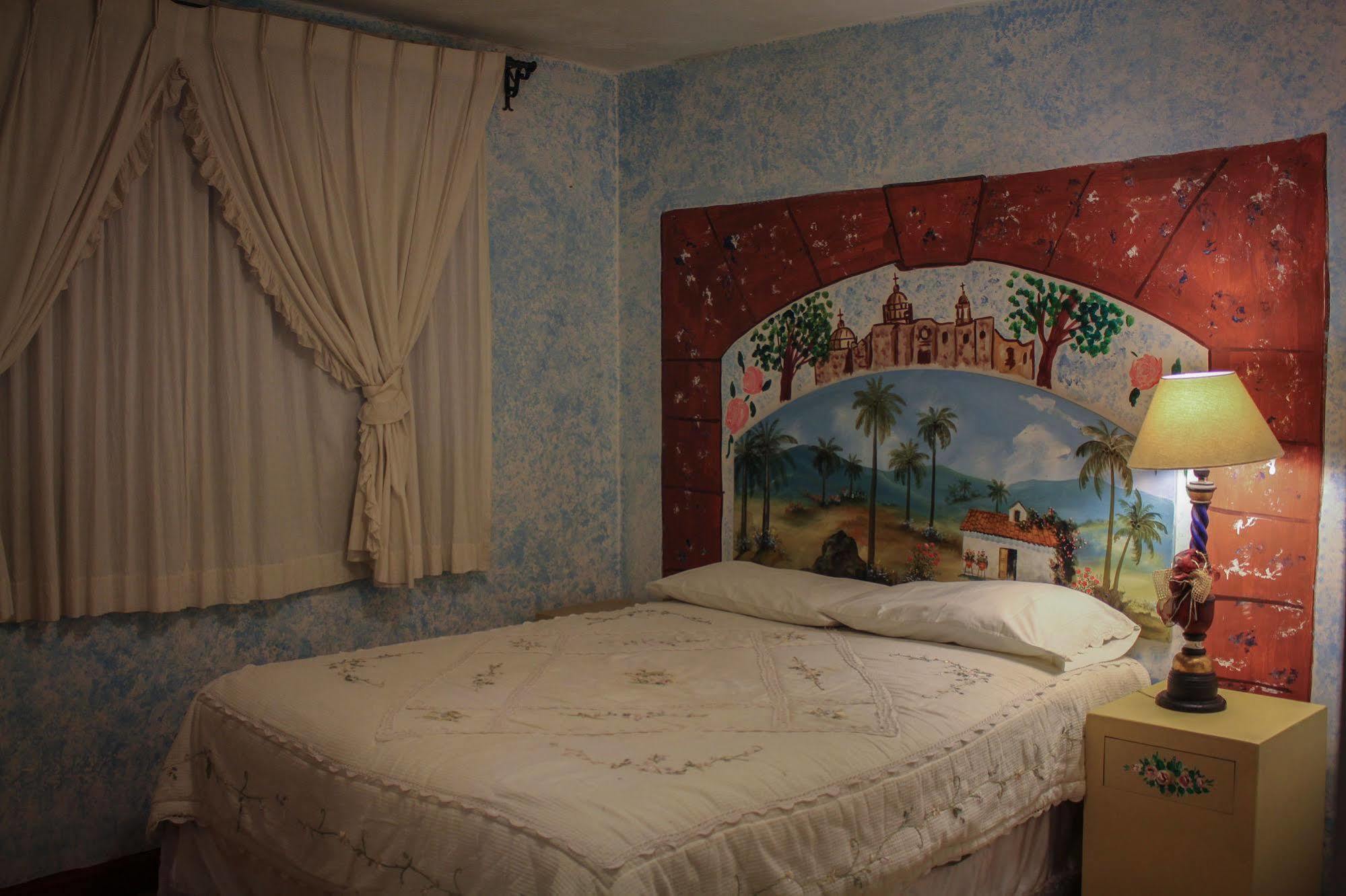 Hotel Casa Del Misionero San Miguel de Allende Ngoại thất bức ảnh