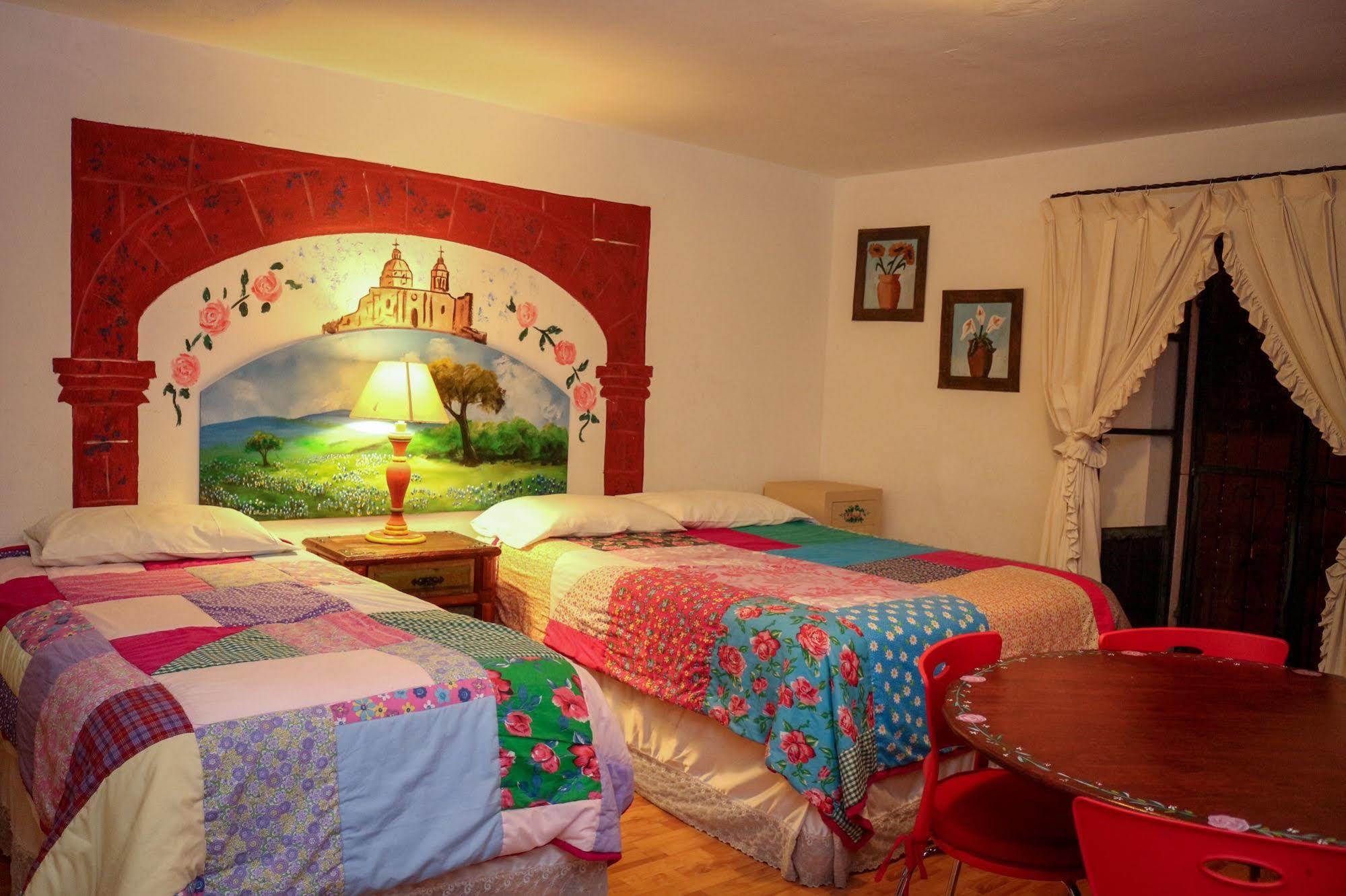 Hotel Casa Del Misionero San Miguel de Allende Ngoại thất bức ảnh